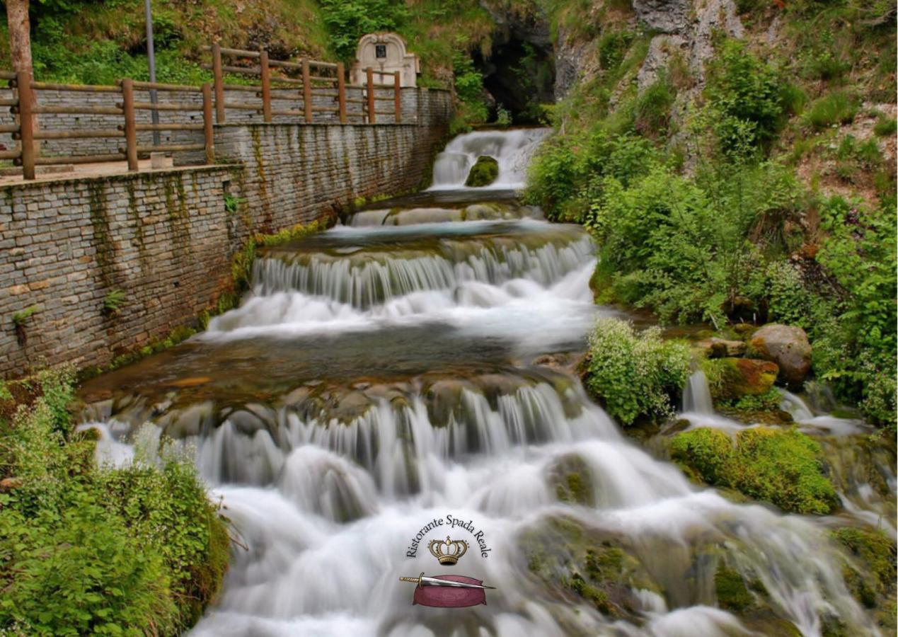Spada Reale Valdieri Esterno foto